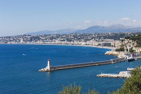 Top 10 des Agences de Location à Nice : Votre Guide Ultime pour Trouver la Voiture Parfaite